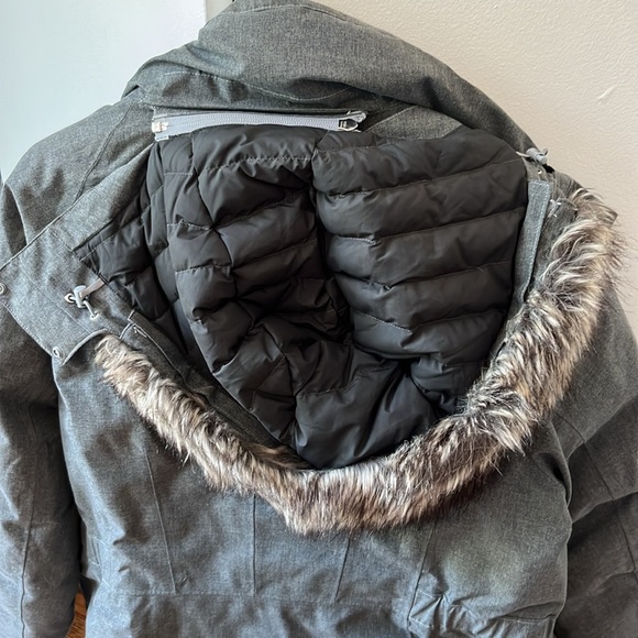 North Face Women’s Parka XL - Picture 4 of 7